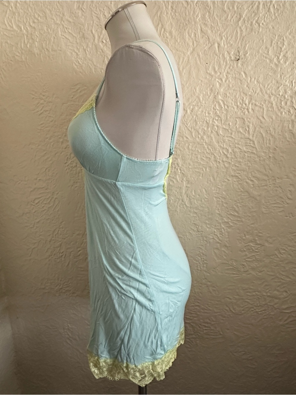 Victoria’s Secret Light Blue Light Yellow Floral Lace Slip Nightgown Small - Picture 4 of 7